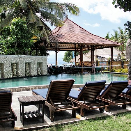 The Tanis Beach Resort Nusa Lembongan Exterior photo